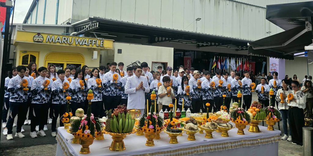 พิธีบวงสรวงและขอพรสิ่งศักดิ์สิทธิ์ ก่อนลุยศึกซีเกมส์ 2025 ฮอกกี้น้ำแข็งทีมชาติไทย